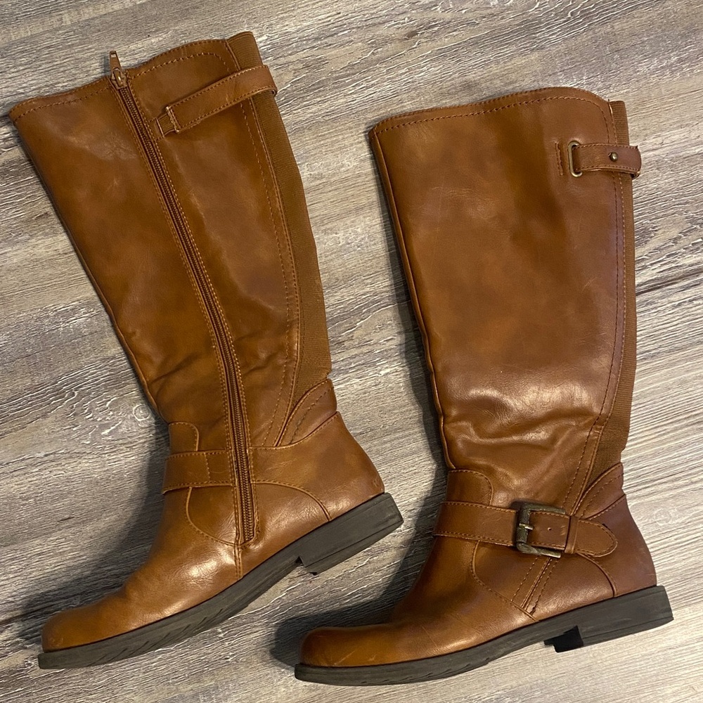 EUC BareTraps WEAREVER Brown Boots 6.5
